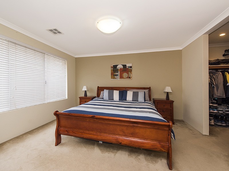 8 Rodondo Street, Dalyellup WA 6230
