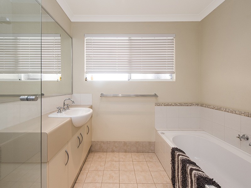 8 Rodondo Street, Dalyellup WA 6230