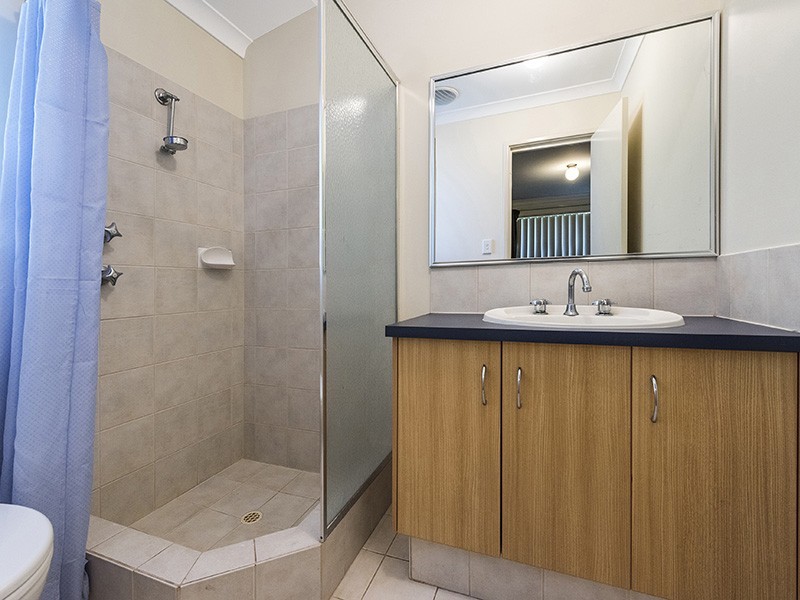 9 Burwood Rd, Australind WA 6233