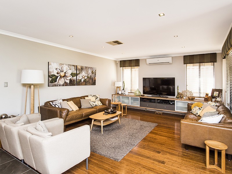 10 Millbridge Boulevard, Millbridge WA 6232