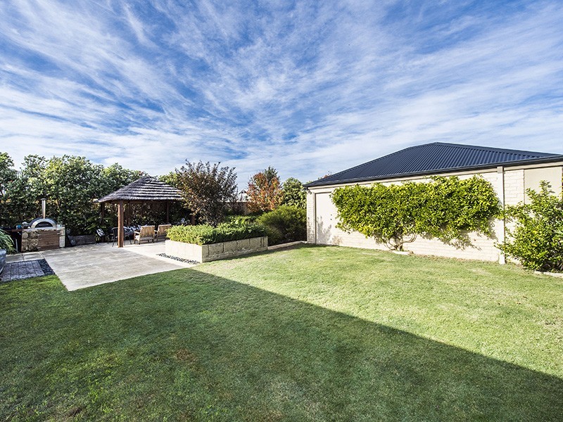 10 Millbridge Boulevard, Millbridge WA 6232