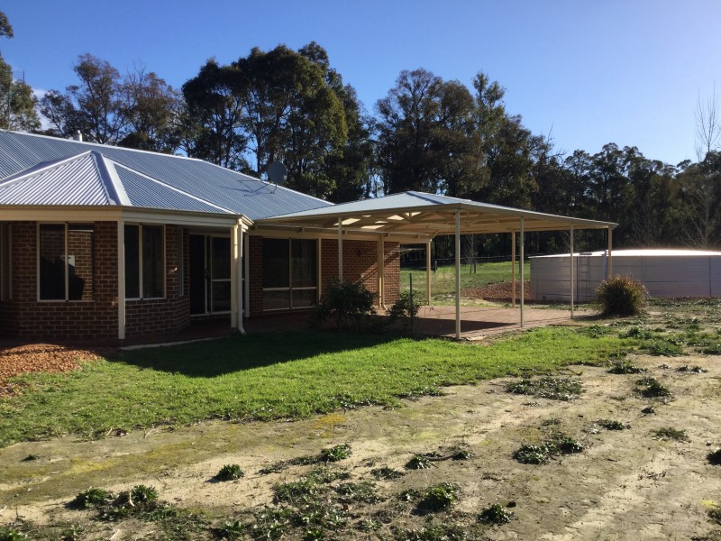 12 Grant Street, Allanson WA 6225