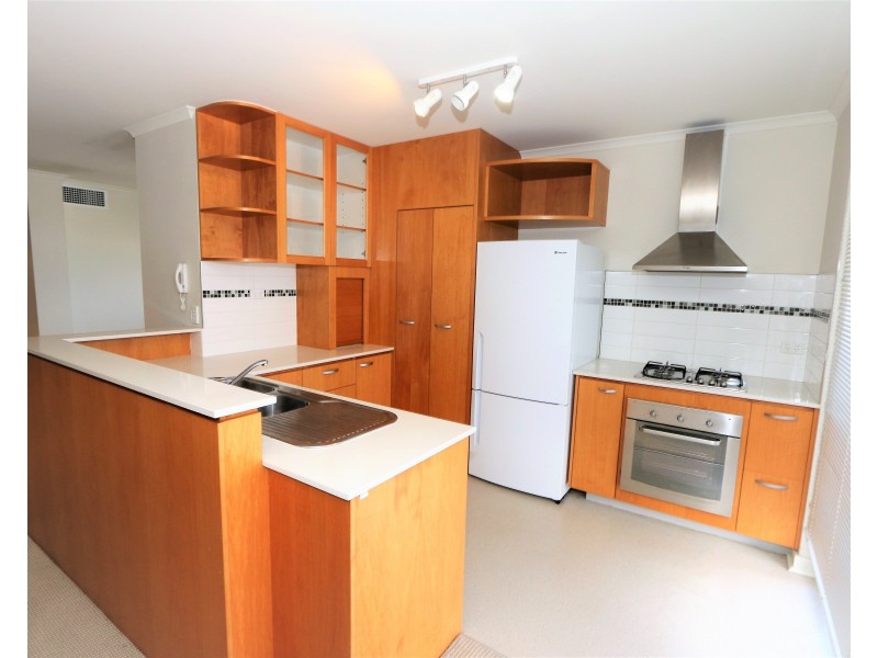 15/11 Prinsep Street, Bunbury WA 6230