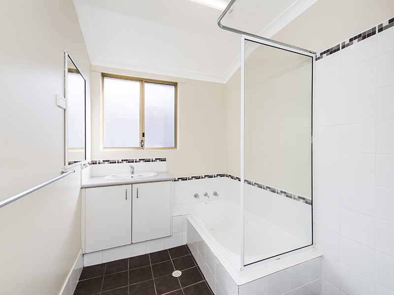 19 Glover Street, Withers WA 6230