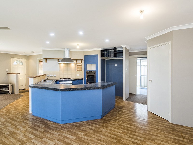 24 Deakin Elbow, Eaton WA 6232