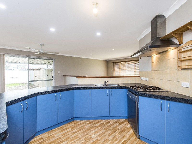 24 Deakin Elbow, Eaton WA 6232