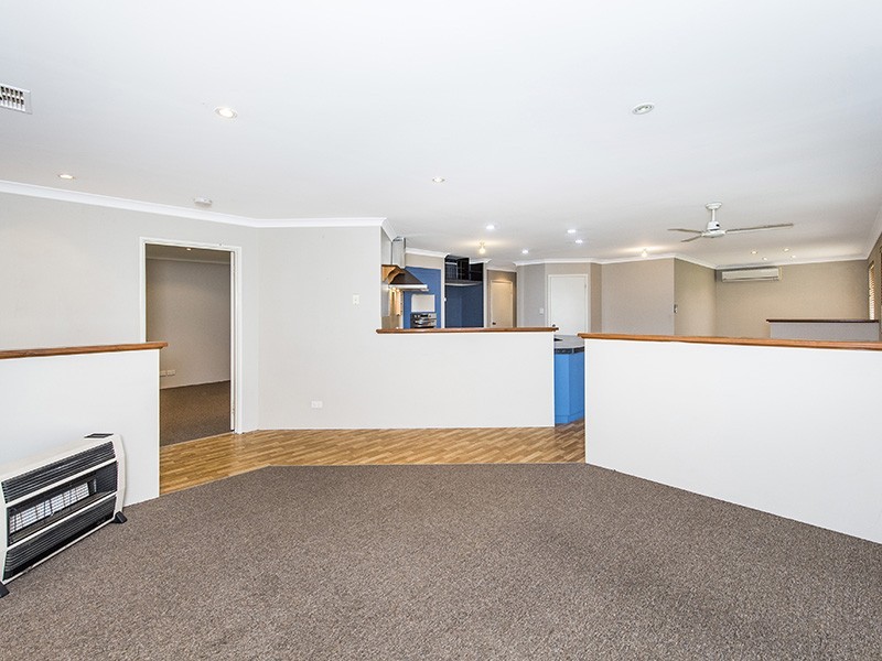 24 Deakin Elbow, Eaton WA 6232