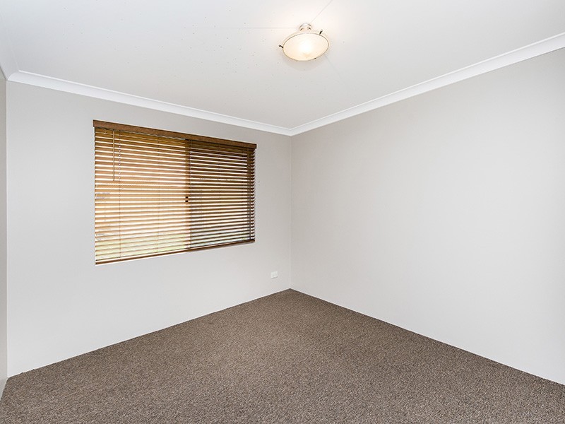 24 Deakin Elbow, Eaton WA 6232