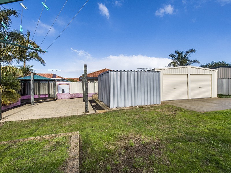 24 Deakin Elbow, Eaton WA 6232