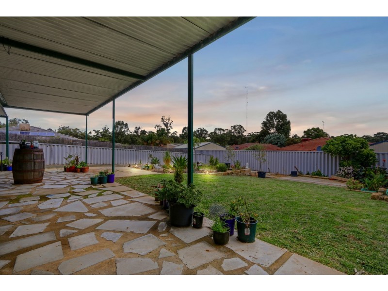 28 Pritchard Cross, Usher WA 6230