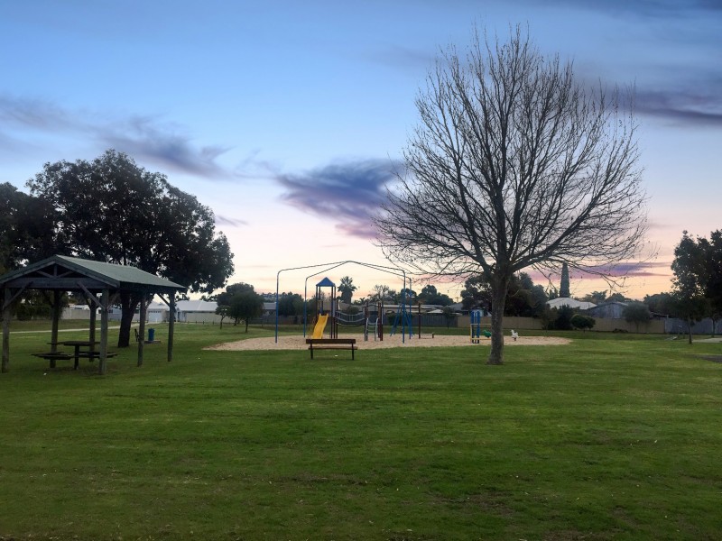 44 Jipse Crescent, East Bunbury WA 6230