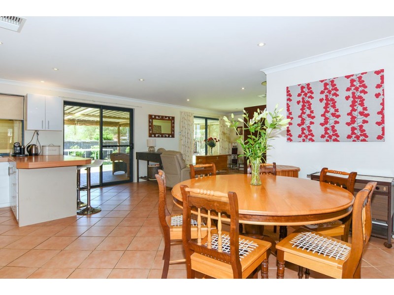 1 Modong Street, Dalyellup WA 6230