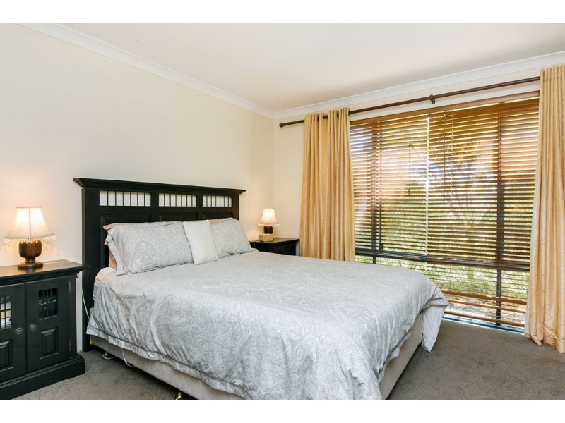 1 Modong Street, Dalyellup WA 6230