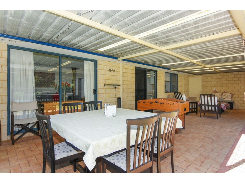 1 Modong Street, Dalyellup WA 6230