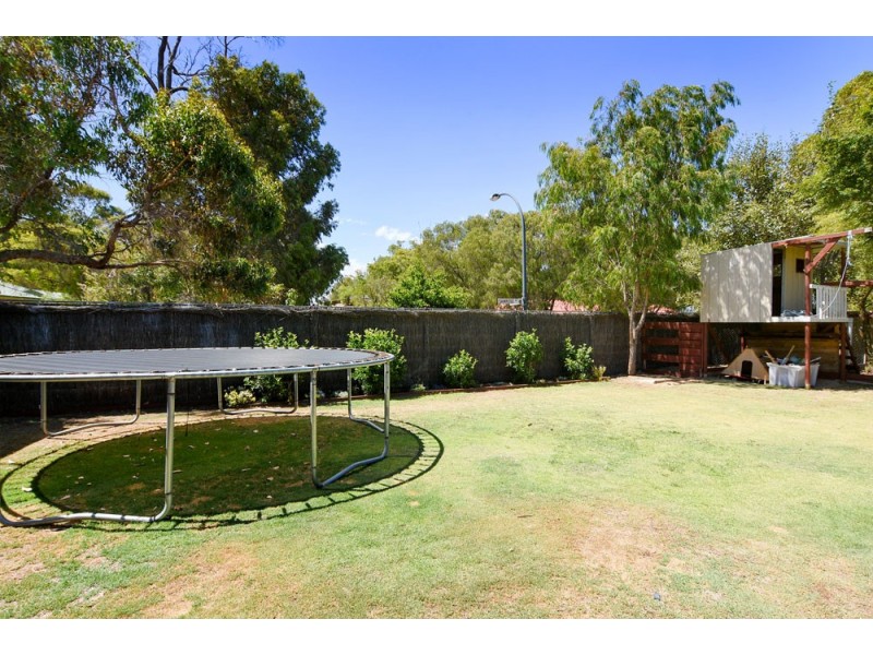 1 Modong Street, Dalyellup WA 6230