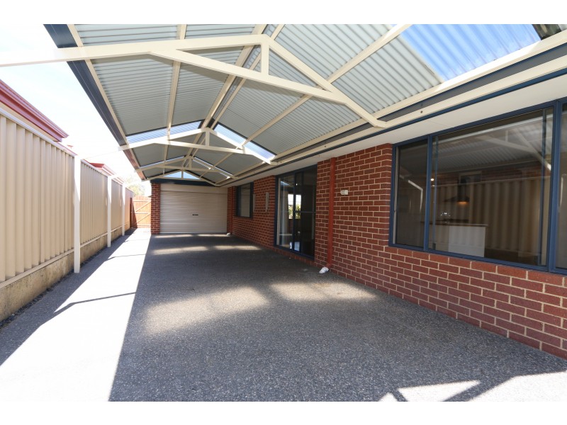 5 Dravite Way, Dalyellup WA 6230