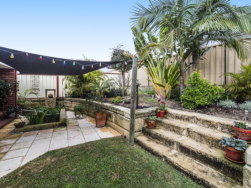 23 Somerville Drive, College Grove WA 6230