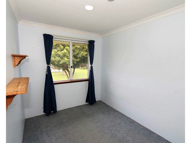 20 Carpenter Tce, Australind WA 6233