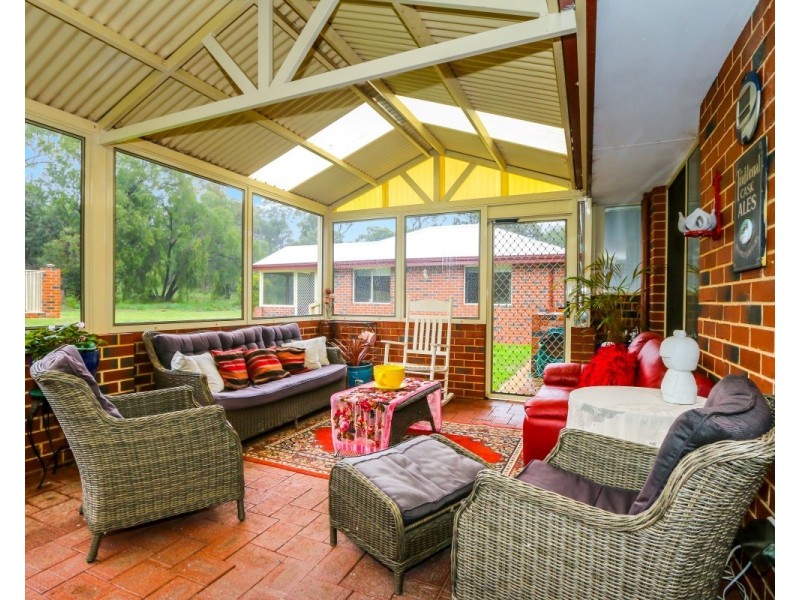 10 Watkins Road, Gelorup WA 6230