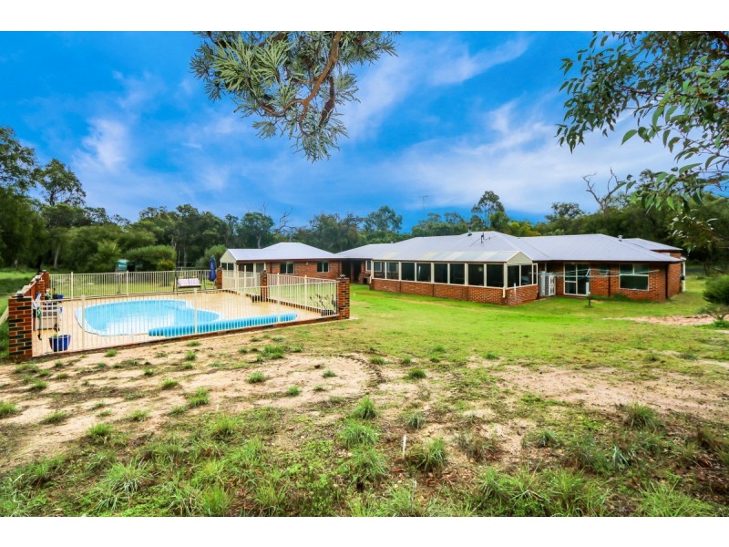 10 Watkins Road, Gelorup WA 6230