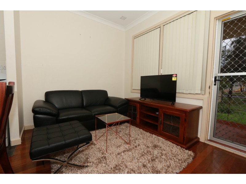 42A Hudson Road, Withers WA 6230