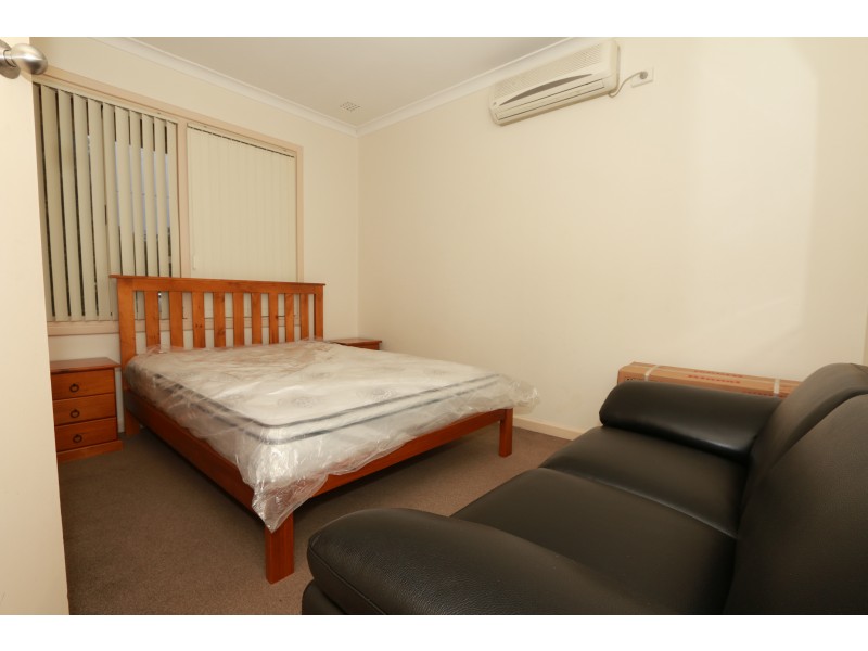 42A Hudson Road, Withers WA 6230