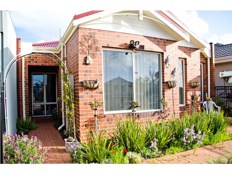 63 Quealum Way, Dalyellup WA 6230