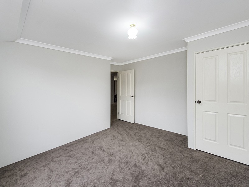 7 Blaxland Road, Dalyellup WA 6230