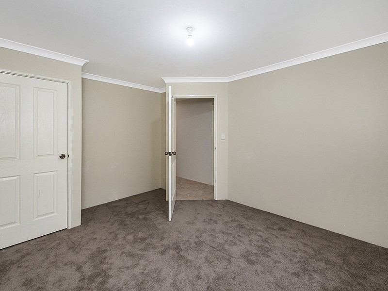 7 Blaxland Road, Dalyellup WA 6230
