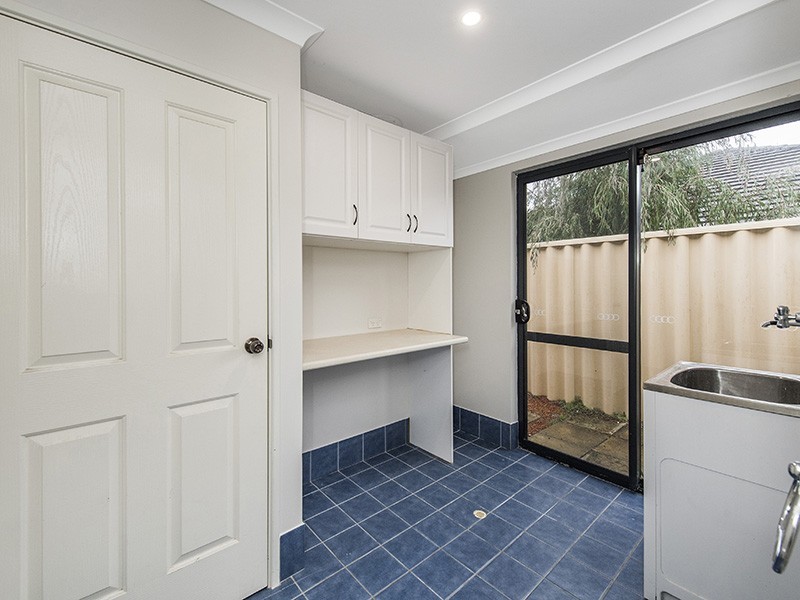 7 Blaxland Road, Dalyellup WA 6230