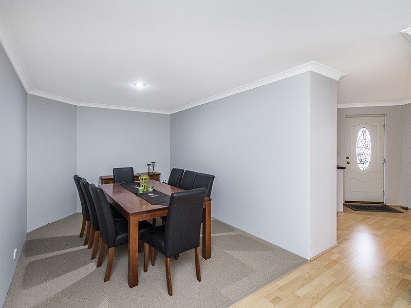 16 Blaxland Road, Dalyellup WA 6230