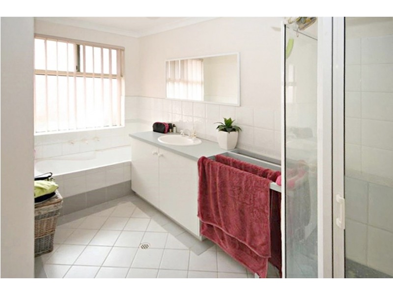 2/127 Ocean Drive, Bunbury WA 6230