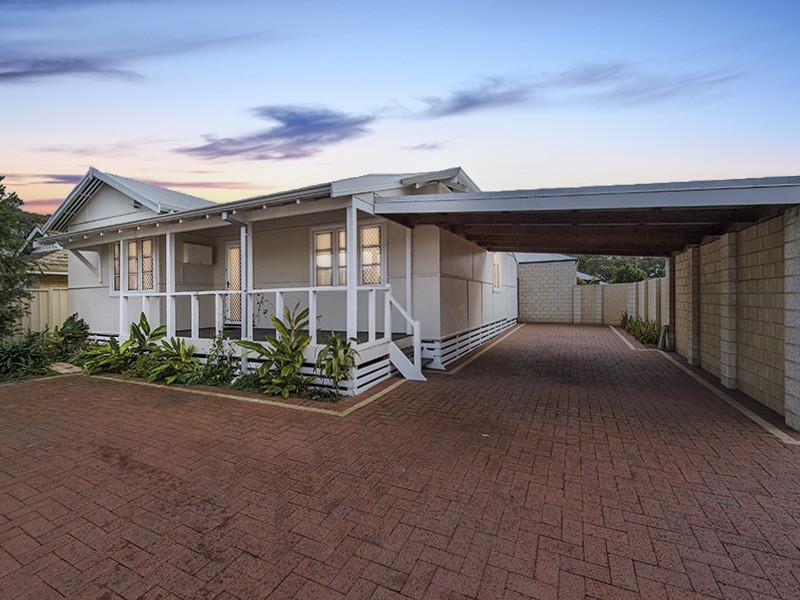 1/2 Bright Street, Carey Park WA 6230