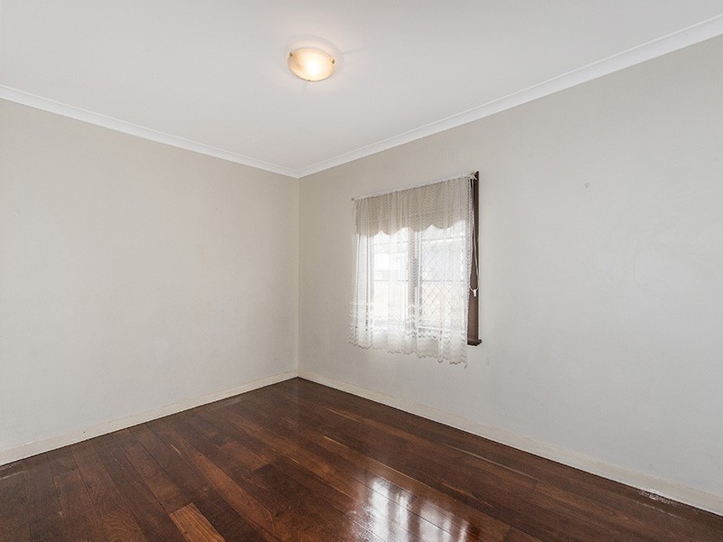 1/2 Bright Street, Carey Park WA 6230