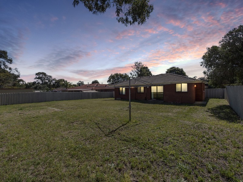 21 Westwood Street, Withers WA 6230