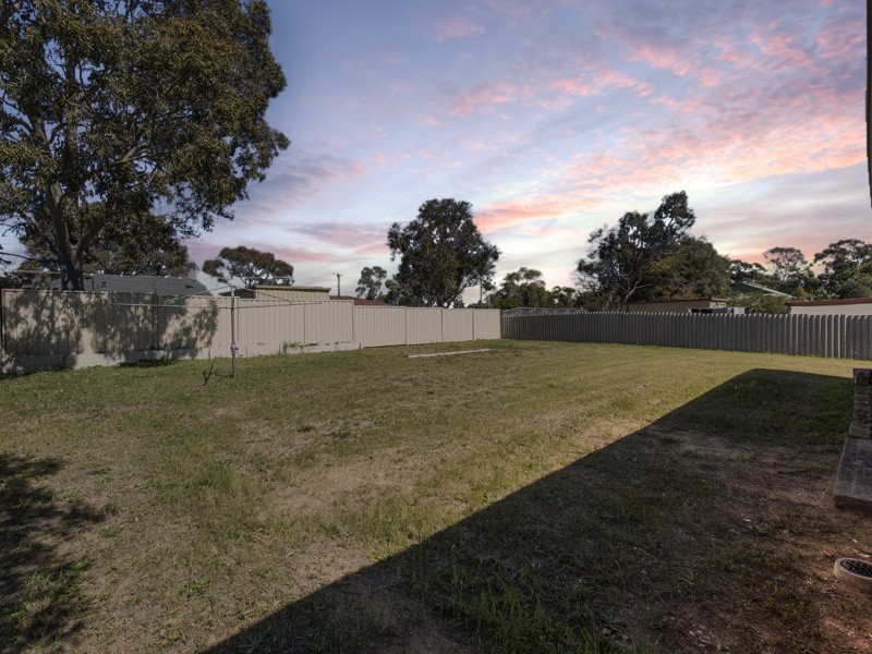 21 Westwood Street, Withers WA 6230