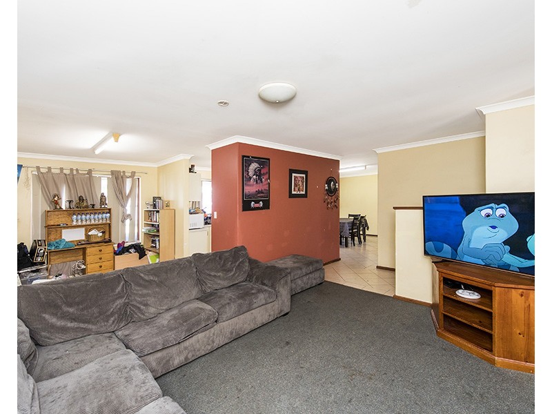 6 Armanta Drive, Carey Park WA 6230