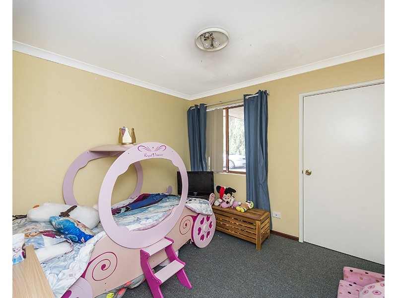 6 Armanta Drive, Carey Park WA 6230