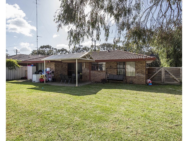 6 Armanta Drive, Carey Park WA 6230
