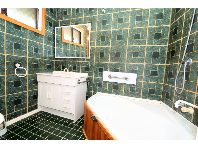 46 Nyabing Way, Withers WA 6230