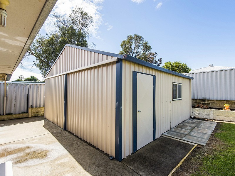53 Nalbarra Drive, Usher WA 6230