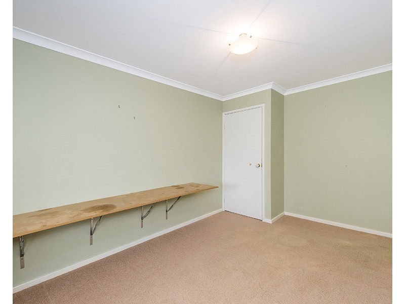 27 Macquarie Drive, Australind WA 6233