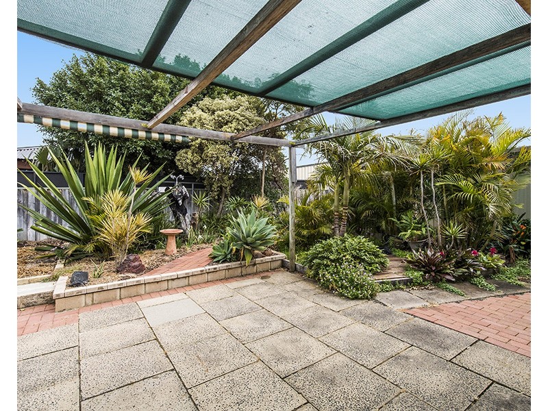 27 Macquarie Drive, Australind WA 6233