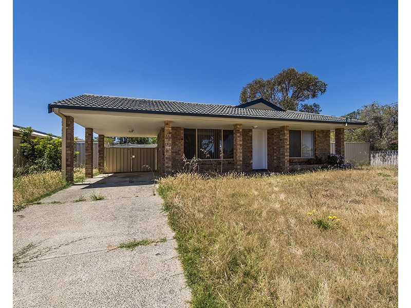 26 Littlefair Drive, Withers WA 6230