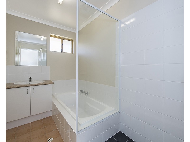 26 Littlefair Drive, Withers WA 6230