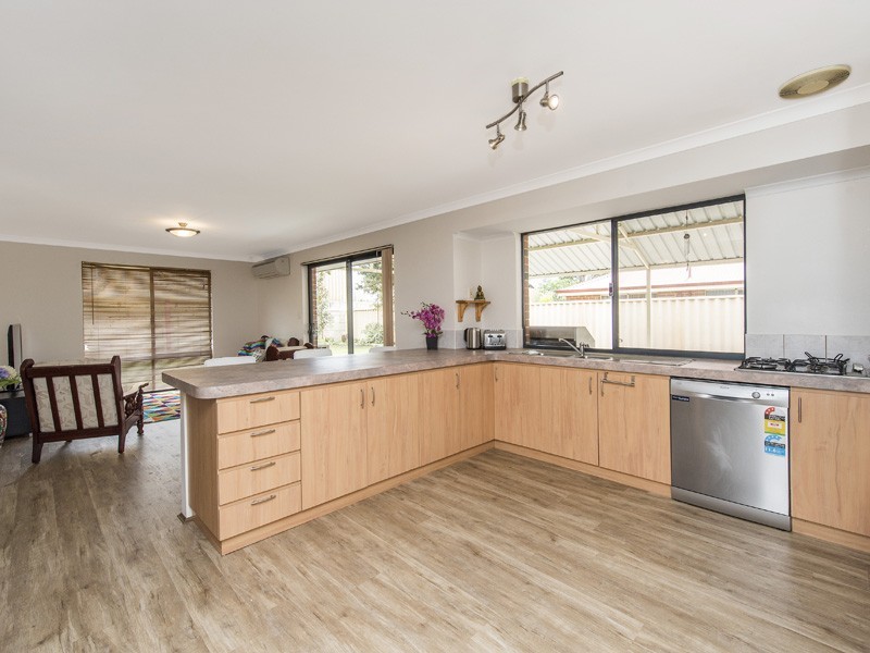 14 Kularda Road, Dalyellup WA 6230
