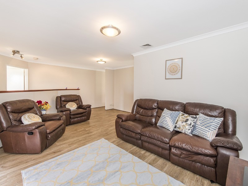 14 Kularda Road, Dalyellup WA 6230