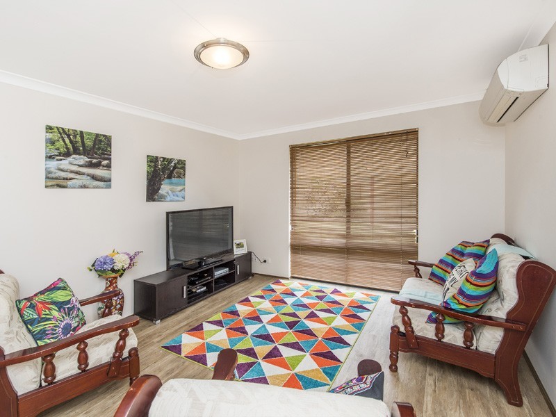 14 Kularda Road, Dalyellup WA 6230