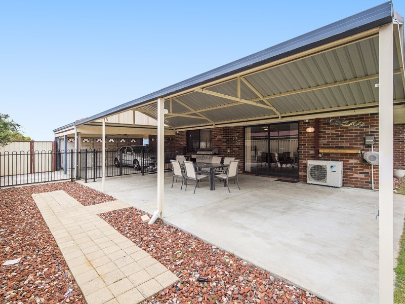 14 Kularda Road, Dalyellup WA 6230