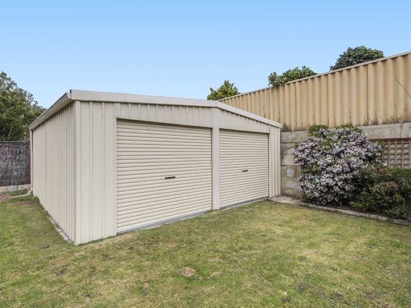 14 Kularda Road, Dalyellup WA 6230